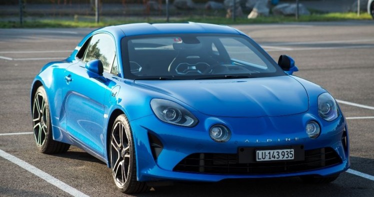 Gendarmerie : L’alpine A110, le nouveau bolide entre en fonction.