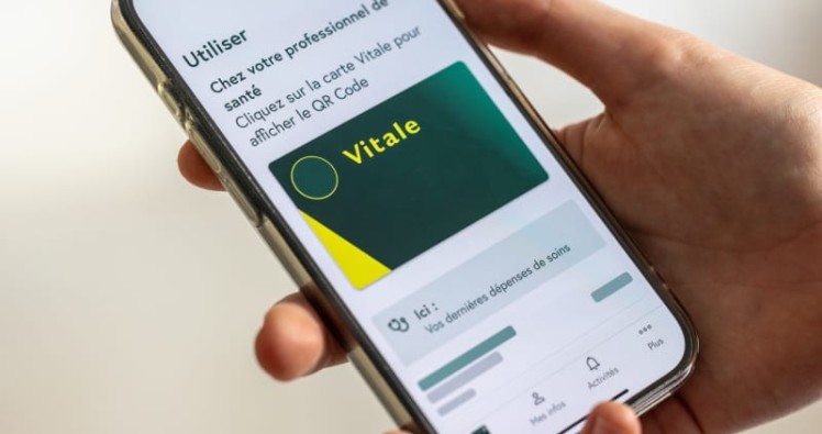 Carte Vitale sur smartphone : l’application est officiellement généralisée partout en France