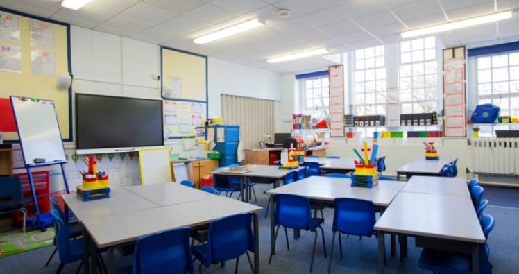 Certificat de radiation école publique ou privée : comment le demander ?