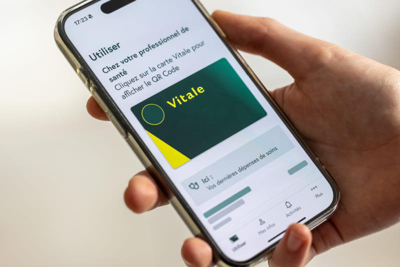 Carte Vitale sur smartphone : l’application est officiellement généralisée partout en France