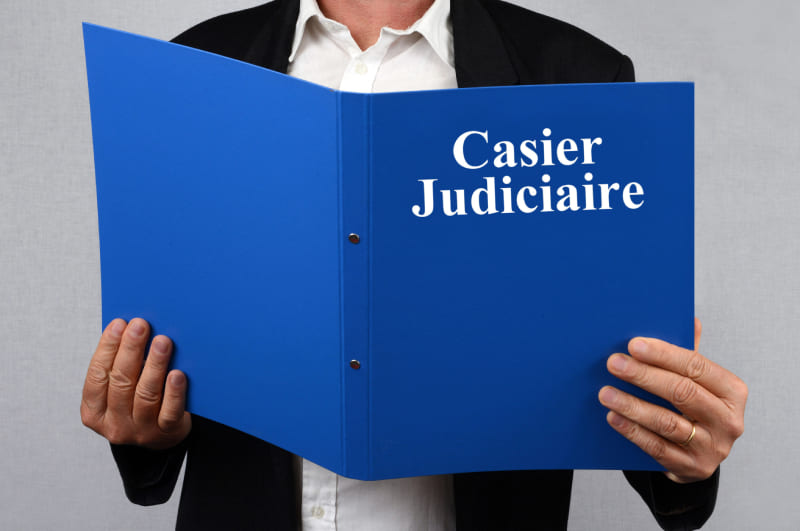 Effacement du casier judiciaire : démarches et délais
