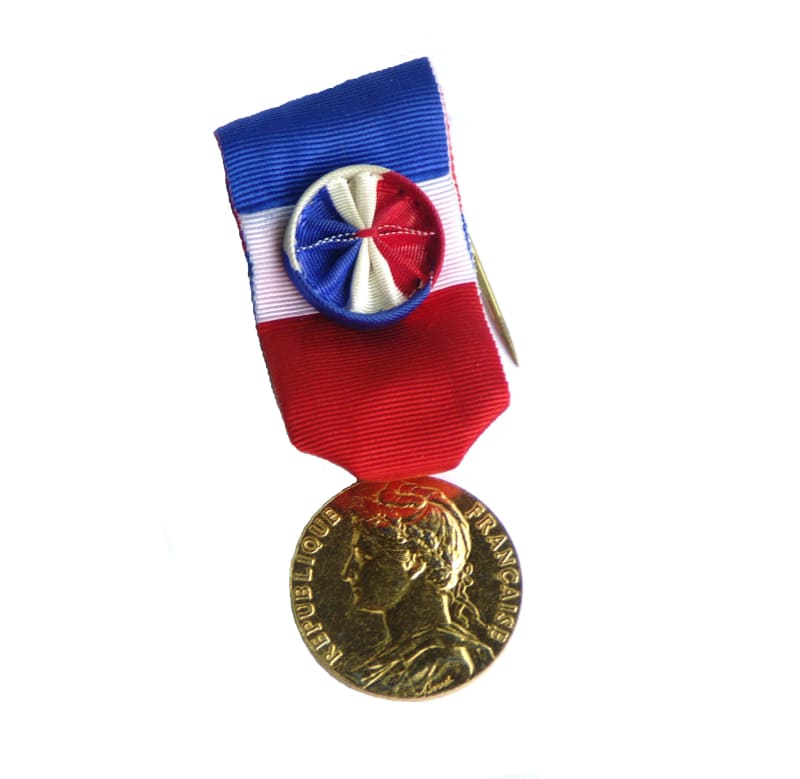 Médaille du travail : tout savoir sur cette distinction honorifique